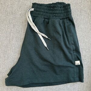 Vuori Halo Boxy Shorts